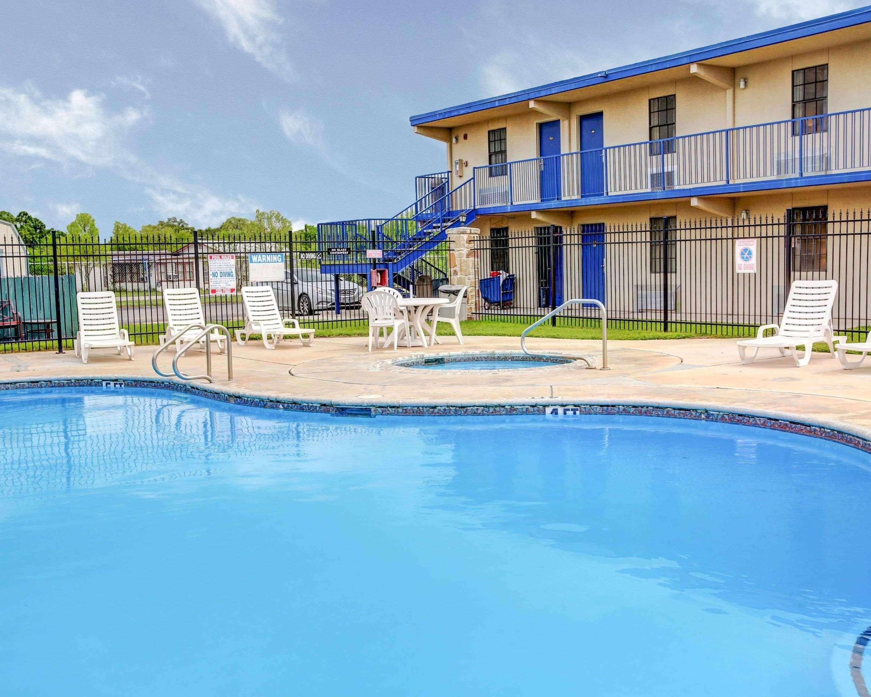 Rodeway Inn New Braunfels Exterior foto